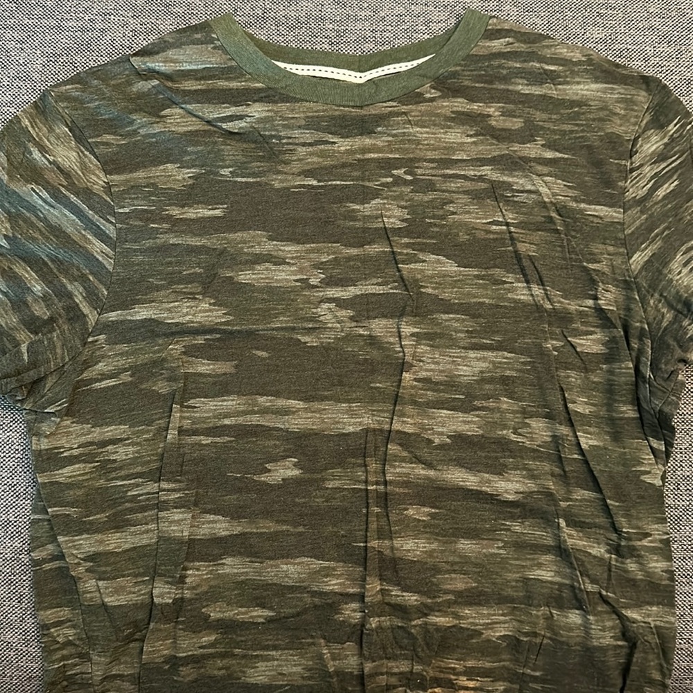 Urban Pipline shirt large